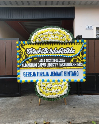 Papan Bunga Duka di Kabil