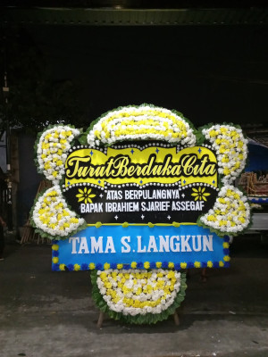 Papan Bunga Duka di Kabil